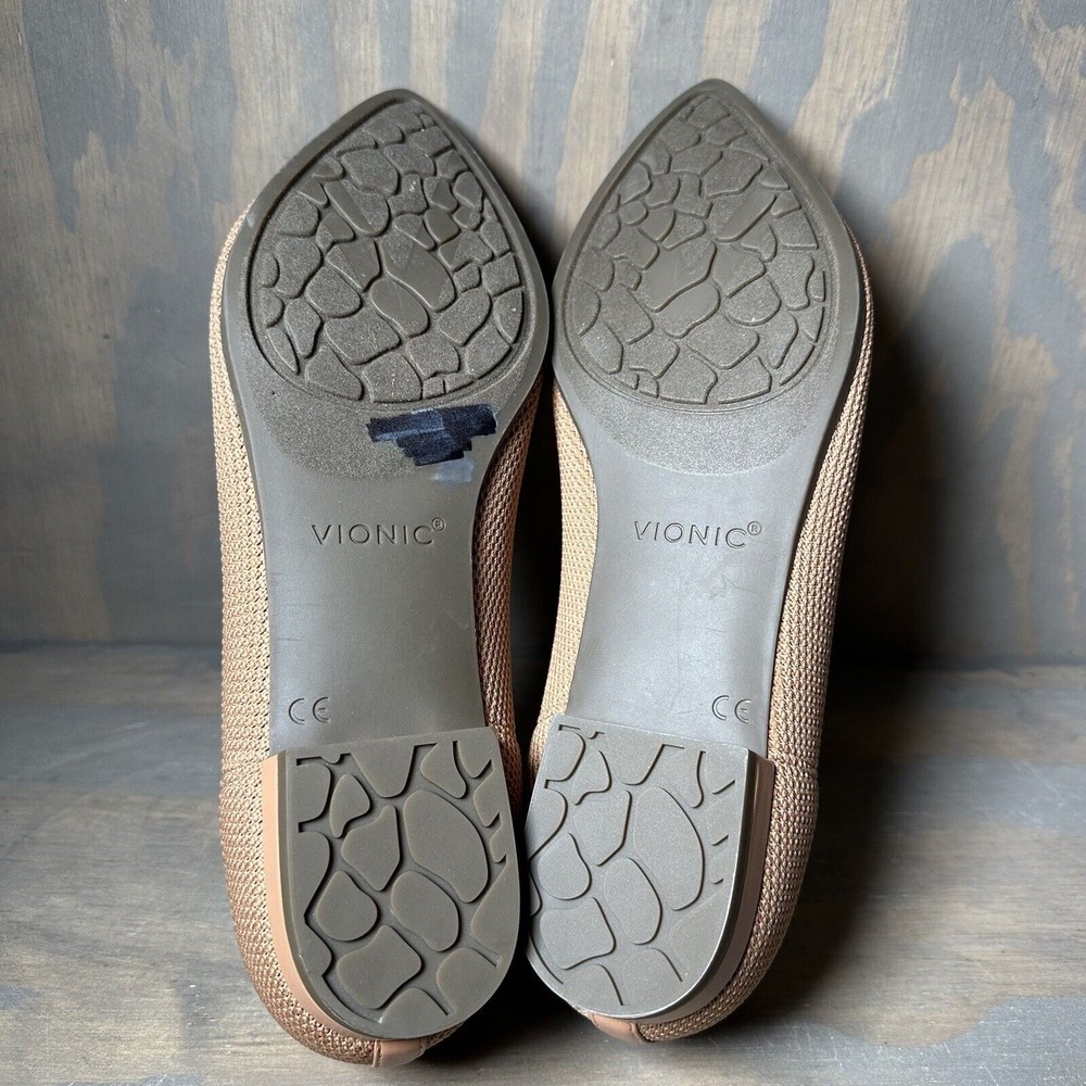 Vionic Women's Pointed Knit Flats in Blush with Cream Trim - Picture 9 of 10